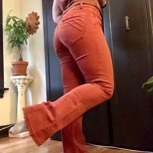 Sanctuary burnt orange sz 28 flared jeans.